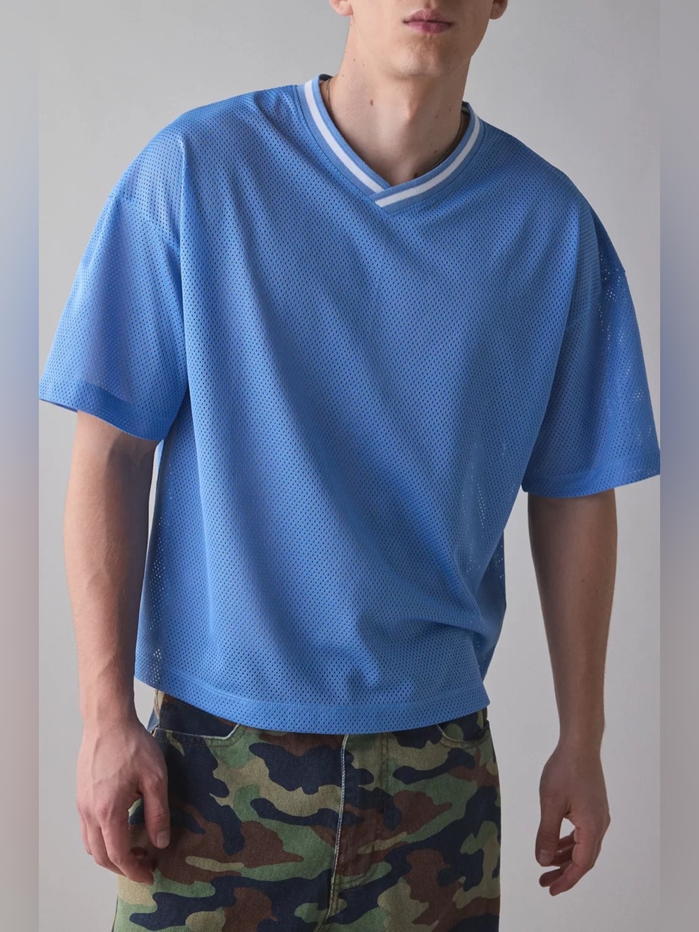 Mens Urban Outfitters Benny Mesh Tee Medium NWT